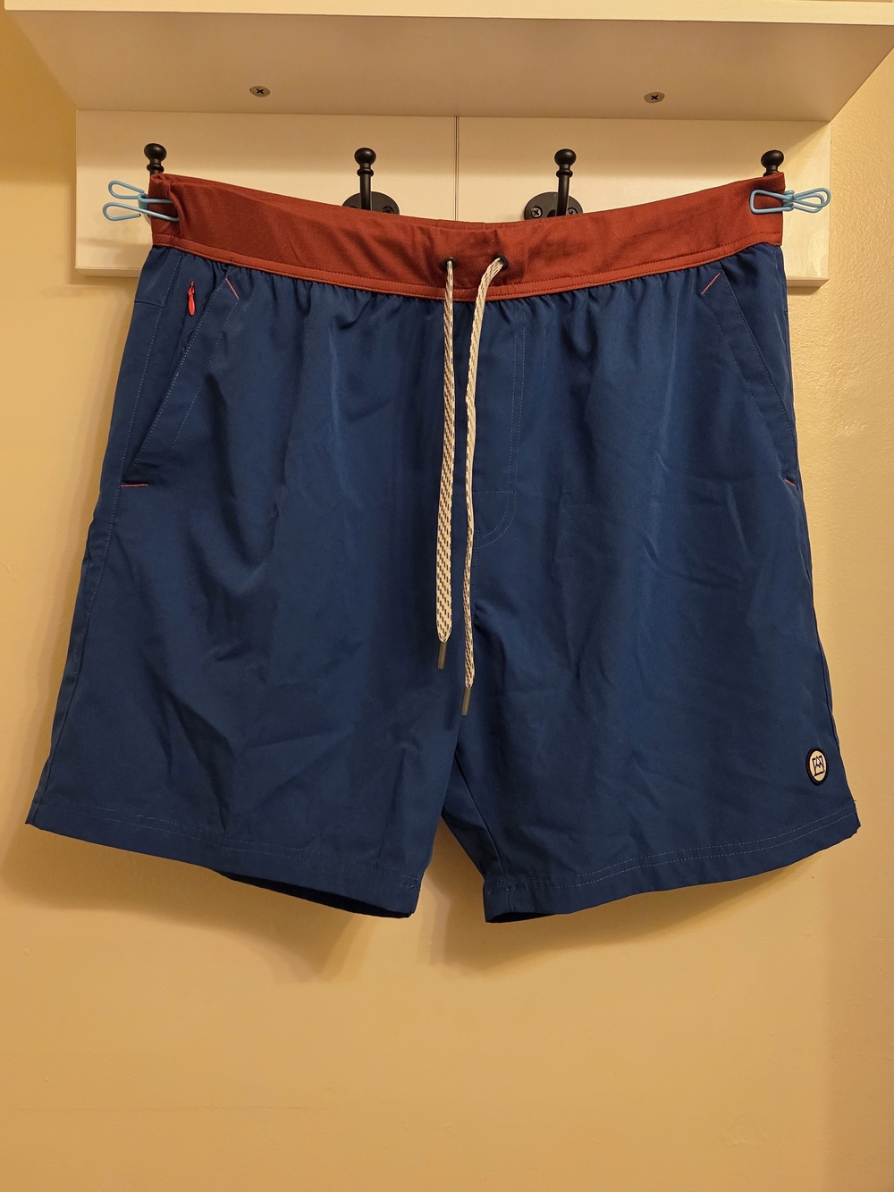 Avalanche Outdoor XL Blue Athletic Shorts Stretch Waist Zip Pockets Gorpcore